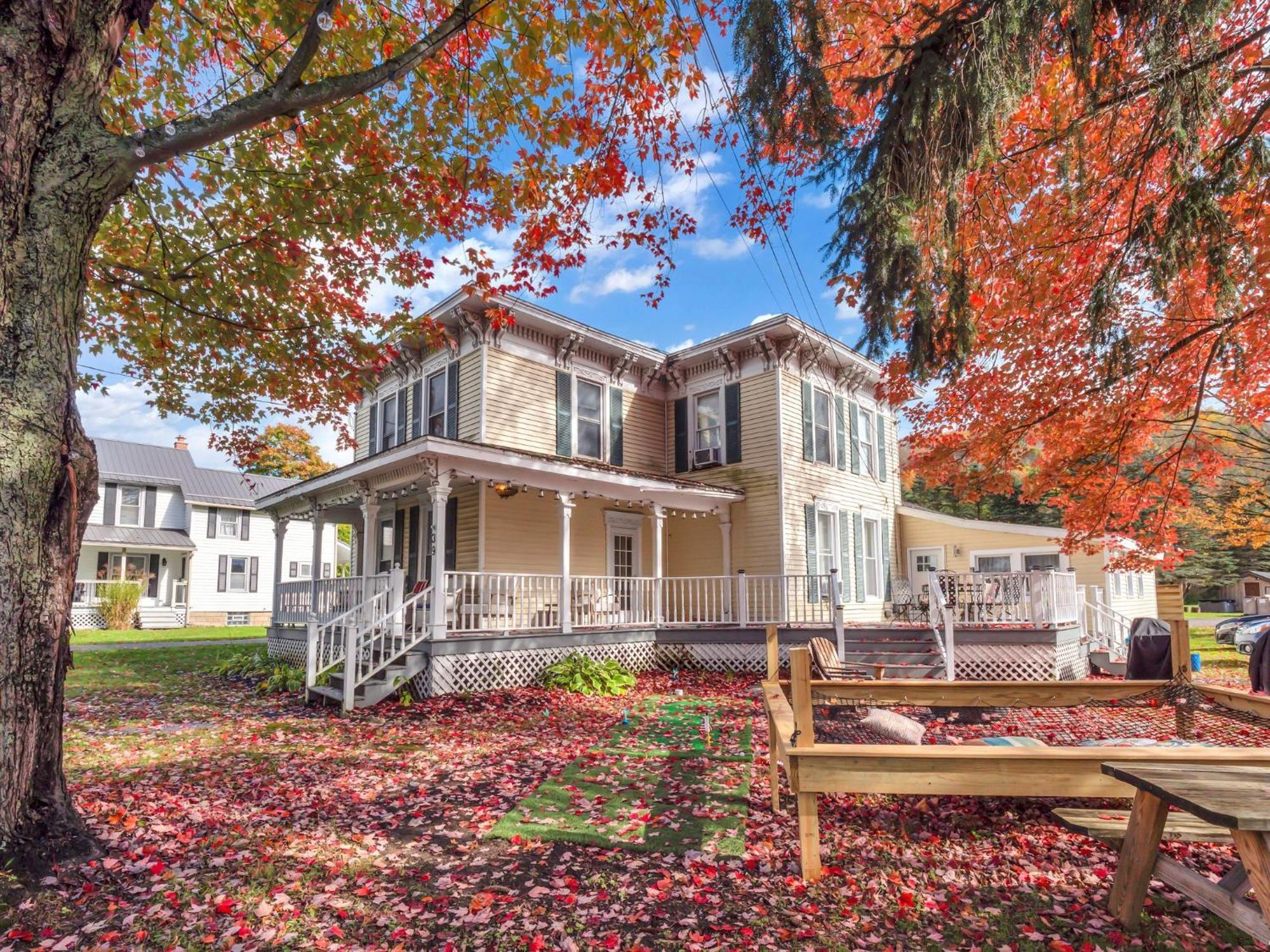 The Kelly House - 4 Bedroom Historic Lodge - Downtown Ellicottville Dış mekan fotoğraf