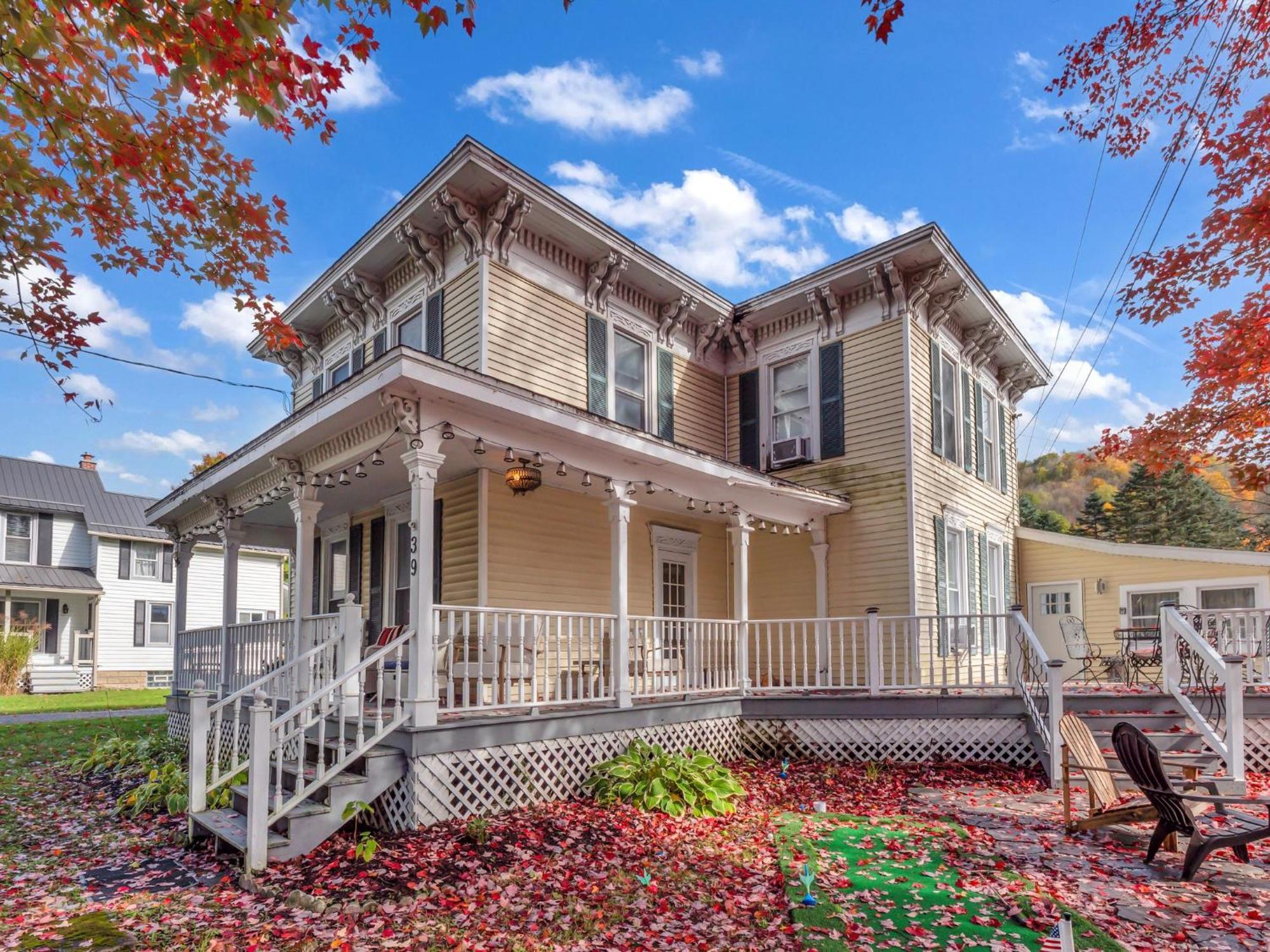 The Kelly House - 4 Bedroom Historic Lodge - Downtown Ellicottville Dış mekan fotoğraf